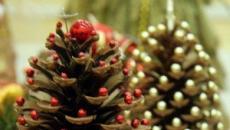 Kako napraviti božićno drvce od čunjeva Kako napraviti božićno drvce od češera korak po korak upute
