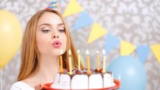 लड़की को जन्मदिन की बधाई (18 वर्ष)